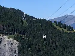 Benne à mi-parcours, vue côté Montchavin.