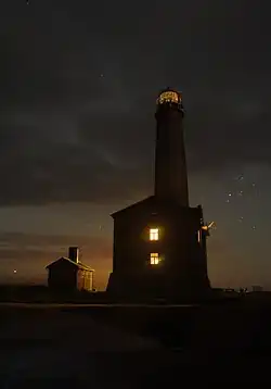 Vue de nuit du phare.