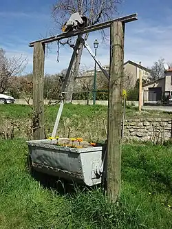 Des bennes convoyaient le lignite par téléphérique jusqu’à la gare de Lurs.