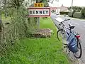 Entrée de Benney.