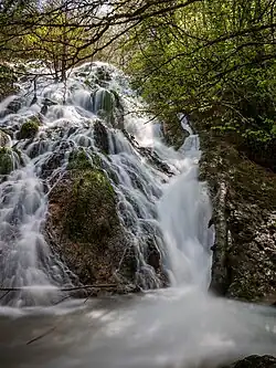 Cascade des Herrerías sur l'Inglares (es), Berganzo, route de l'eau (es)