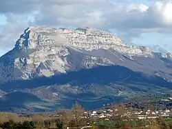 Le mont Beriain depuis Altsasu.