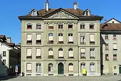 Maison de la famille Tscharner, Münsterplatz 12