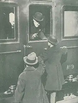 Le président Bernardino Machado (15 décembre 1917) partant pour son exil.