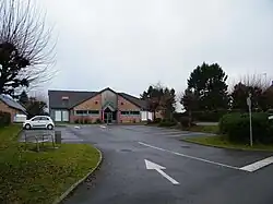 Le centre de loisirs.