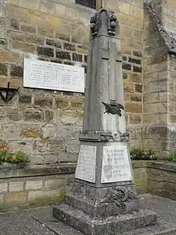 Monument aux morts.