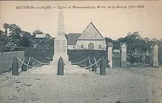 Vers 1925, le clocher a été démoli, il ne reste que la façade.