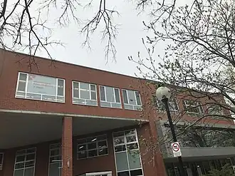 Image illustrative de l'article Bibliothèque Père-Ambroise