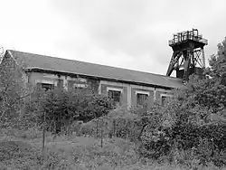 Vue générale de la partie avant de la fosse.