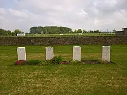 Tombes de la Seconde Guerre mondiale.