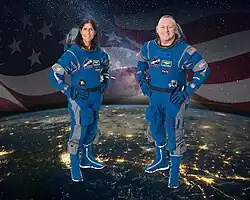 Sunita Williams (à gauche) et Barry Wilmore (à droite)