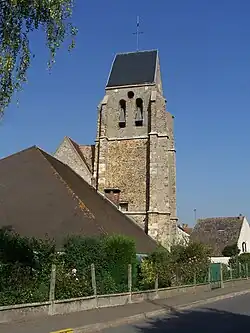 Le clocher de l'église Saint-Leu-Saint-Gilles.