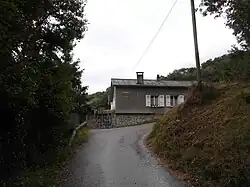 « Ferme Raymond » dans le bois des Vouillants.