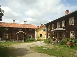 Sommarstugan et Vinterstugan.