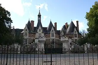 Le château de Bonnétable.