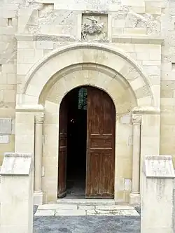 Le portail restauré