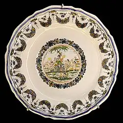 Plat : Cérès entouré de quatre putti.