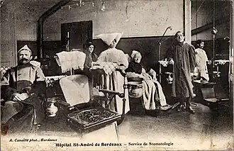 Service de stomatologie (c. 1910).