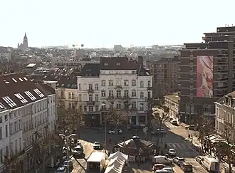 Art public : peinture monumentale de Guillaume Bottazzi à Bruxelles