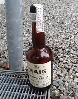 Description de l'image Bottle Haig Whiskey.jpg.