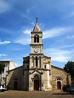 Façade de l'église.