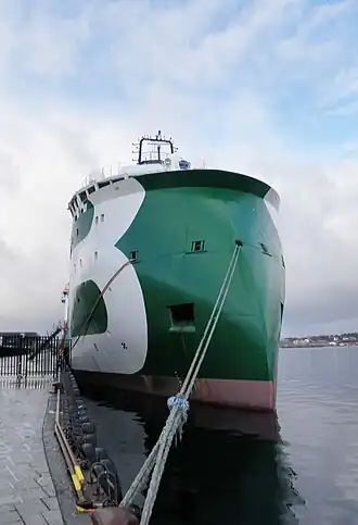 L'étrave inversée du Bourbon Orca.