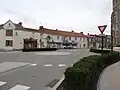 Giratoire devant l'église.