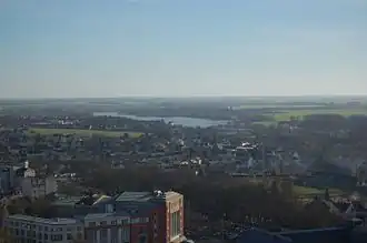 Le lac d'Auron vu de la cathédrale.