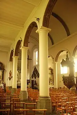 Colonnes du collatéral.