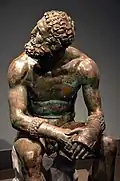 Boxeur au repos. Bronze, H. 1,28&nbsp;m. 100-50. Palazzo Massimo alle Terme