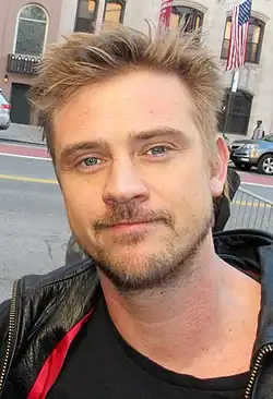 Boyd Holbrook interprète Steve Murphy.
