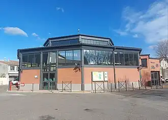 La halle Claude Nougaro située sur la place Carnot.