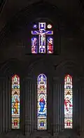 Vitraux du chœur.