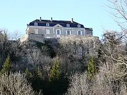 Le château des Roches.