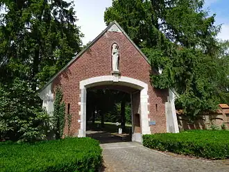 Portail d'entrée du domaine de l'abbaye, à Brecht.