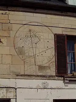 Cadran solaire à Bretteville-l'Orgueilleuse.