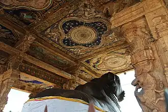Le plafond peint de la loge du Nandi