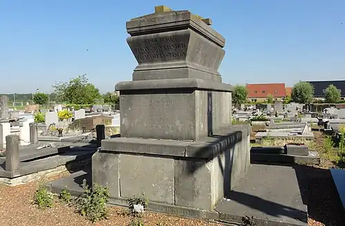 La tombe de Jean-Baptiste Martin, conseiller municipal.