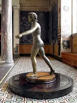 Jeune serviteur, « bronze de Xanten ». Allemagne, Ier&nbsp;siècle de notre ère.