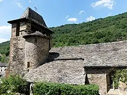 Le clocher et la tour d'escalier y menant.