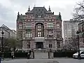 École communale n°13 de Bruxelles (Néo-Renaissance flamande, Émile Janlet)