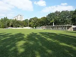 Terrain du Royal Kituro Rugby Club.