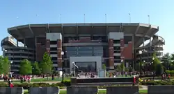 Description de l'image BryantDennyStadiumApril2013Tuscaloosa.png.
