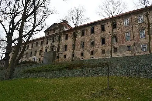 Bustehrad - façade postérieure du château