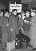 Volontaires allemands à la gare, février 1944