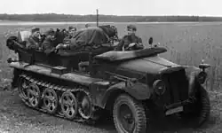 Halbkettenfahrzeug SdKfz 10au front russe