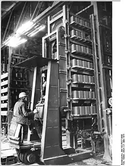 Chariot élévateur transpalette Allemagne de l'est 1975.