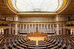 Description de cette image, également commentée ci-après