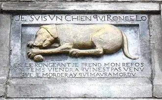 le bas-relief du Chien d'or