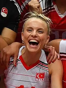 Image illustrative de l’article Buse Kayacan